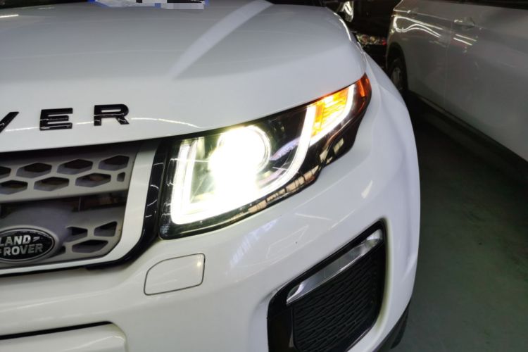 Used Land Rover Range Rover Evoque 2018 240 PS SE Smart Brilliance Edition
