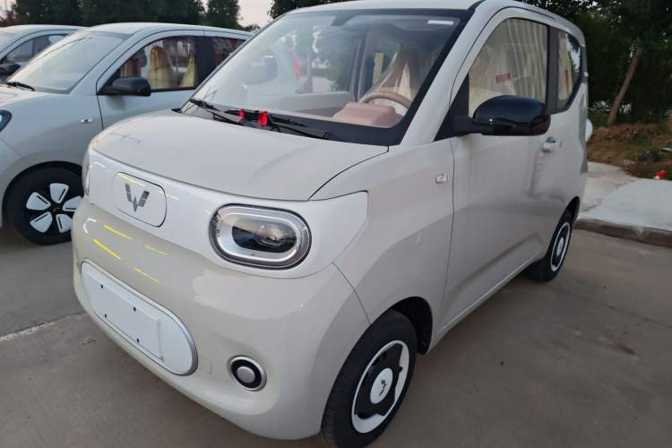 Used Wuling Hongguang MINIEV 2024 3rd Generation 215km Youth Edition