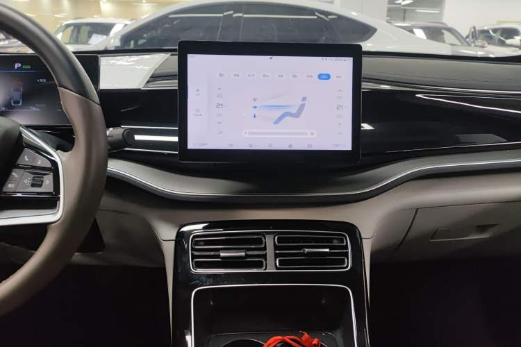 Used BYD Qin PLUS 2023 Champion Edition EV 420KM Leading Model
