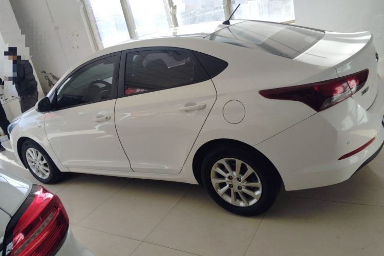 Used Hyundai Verna 2016 1.4L Automatic Cool Edition GLS
