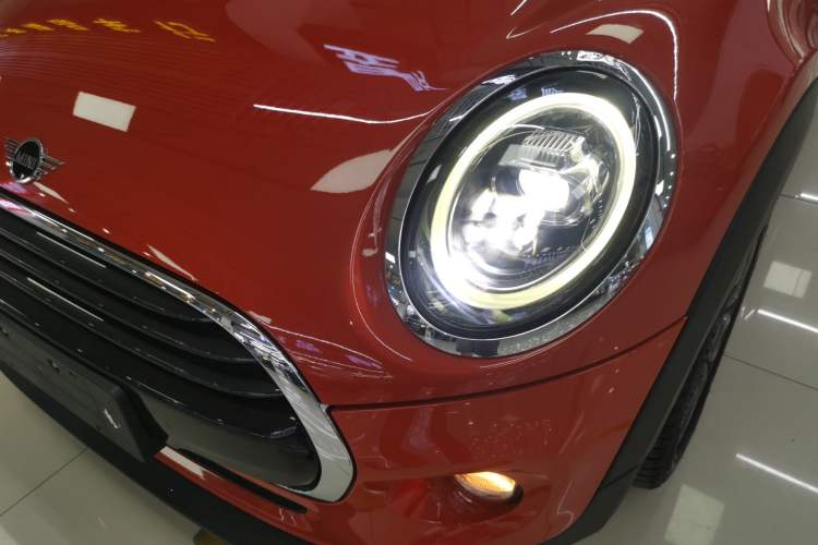 Used  MINI 2018 1.5T COOPER Classic Edition
