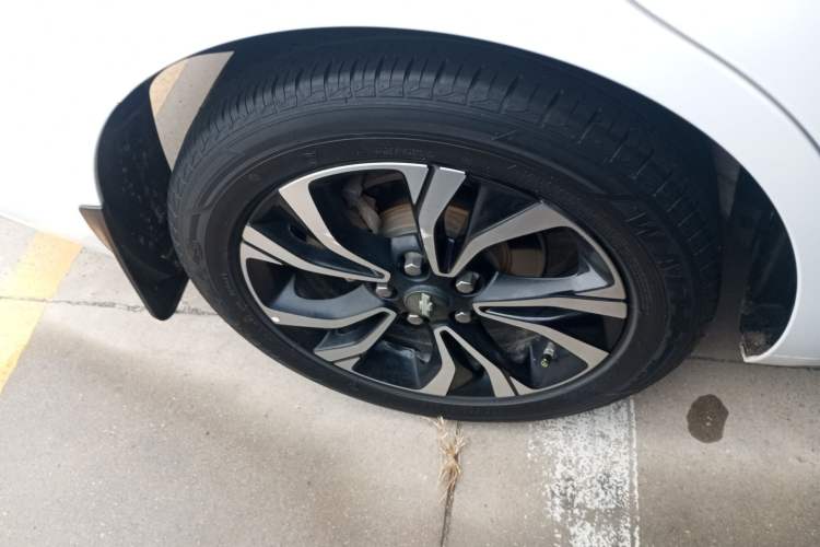 Used Chevrolet Monza 2020 Light Hybrid RS 330T Automatic Comfort Edition