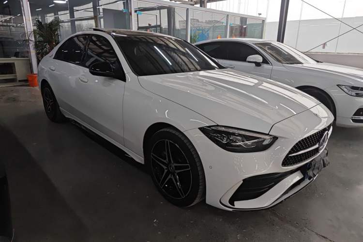 Used Mercedes-Benz C-Class 2023 Second Facelift C 260 L Starry Night Sports Edition