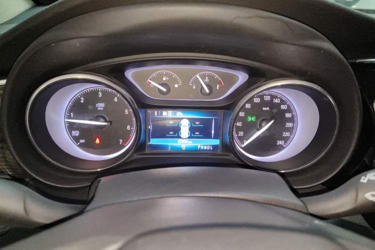 Used Buick Envision 2018 20T Two-Wheel-Drive Leading Model
