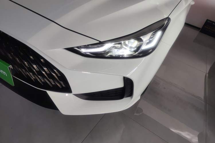 Used MG 5 2021 180 DVVT CVT Youth Luxury Edition
