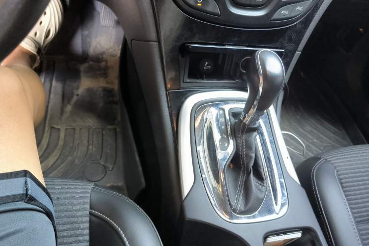 Used Buick Regal 2015 1.6T Leading Technology Model
