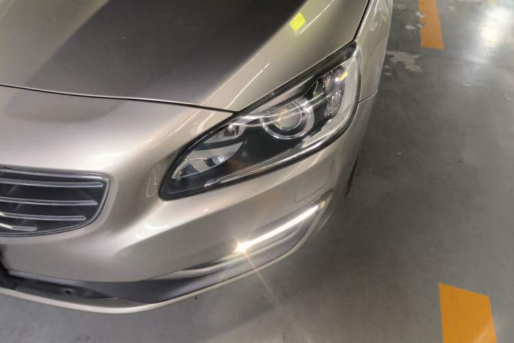 Used Volvo S60 2014 S60L 2.0T Zhiyuan Edition
