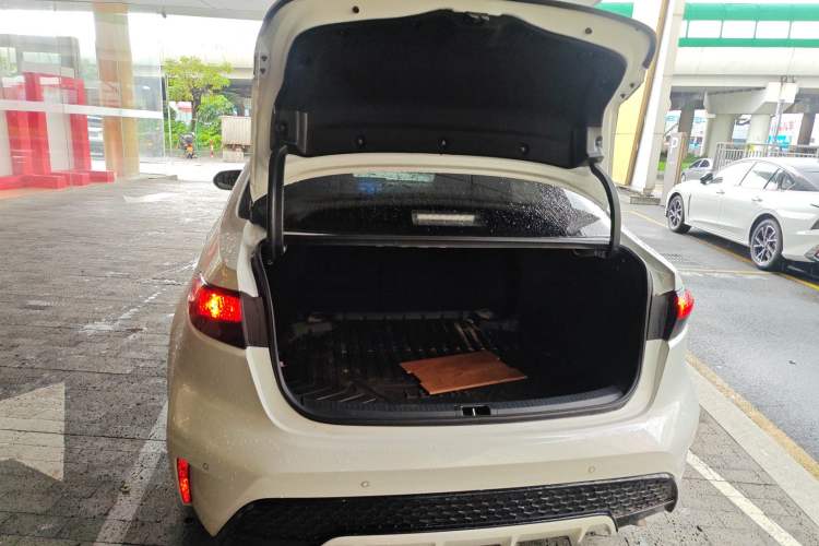 Used Toyota Levin 2022 185T CVT Sport Edition
