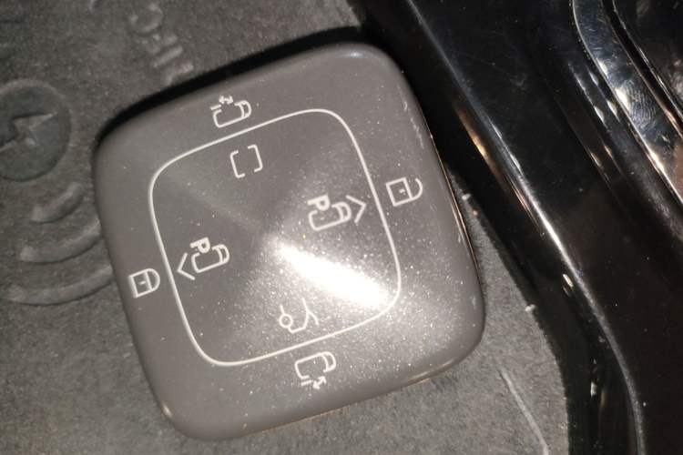 Used Zeekr 009 2022 WE Edition