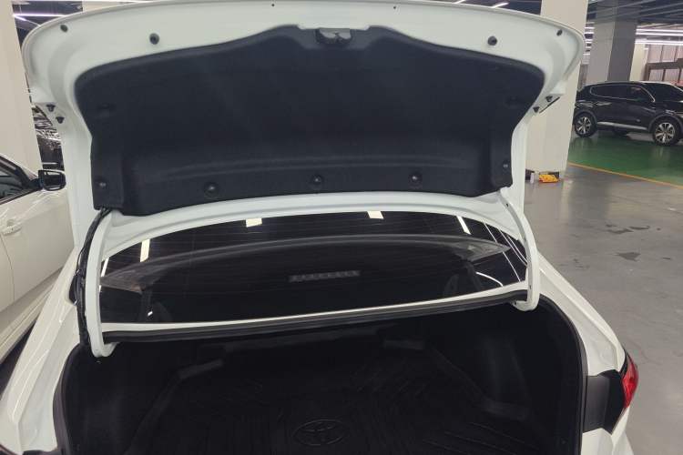 Used Toyota Levin 2023 Smart Electric Hybrid Dual-Engine 1.8L Leading Edition
