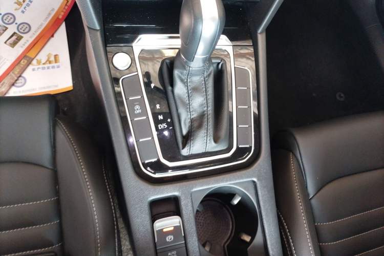 Used Volkswagen Magotan 2025 Zhongxiang Version 280TSI DSG Comfort Edition