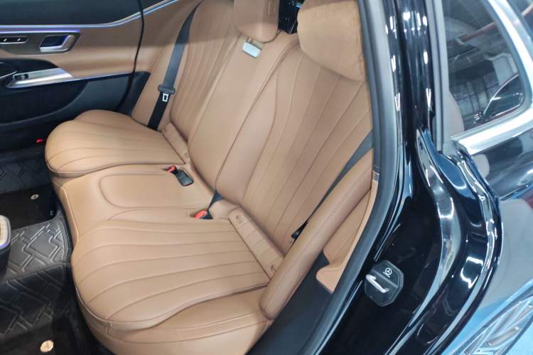 Used Mercedes-Benz E-Class 2025 E 300 L Stylish Model
