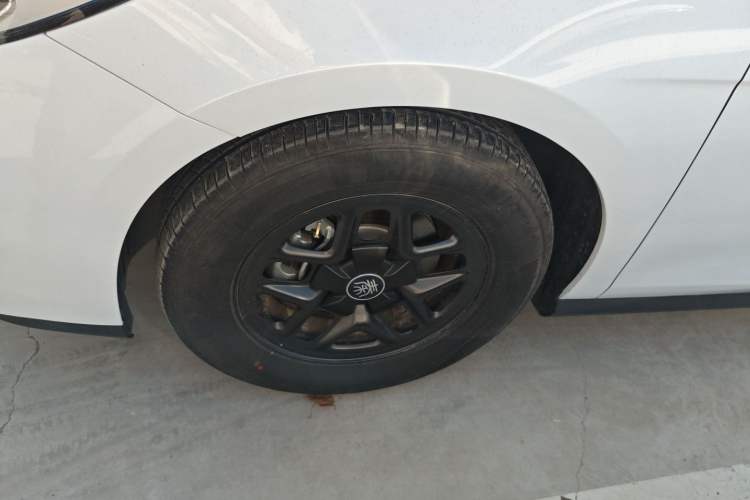 Used BYD Qin PLUS 2025 DM-i Smart Drive 55KM Leading Model
