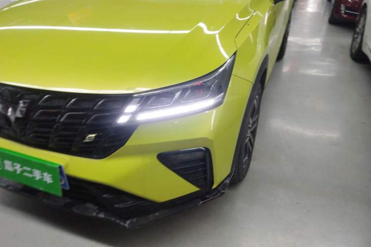 Used Wuling Alvez 2022 1.5T CVT Trendy & Cool Edition
