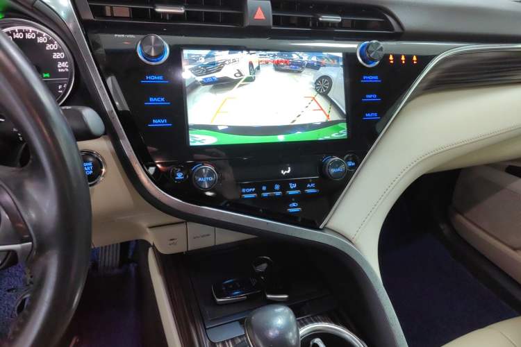 Used Toyota Camry 2019 2.0G Luxury Edition China VI Standard
