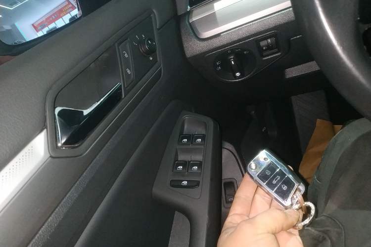 Used Volkswagen Lamando 2019 280TSI DSG Comfort Edition China VI standard