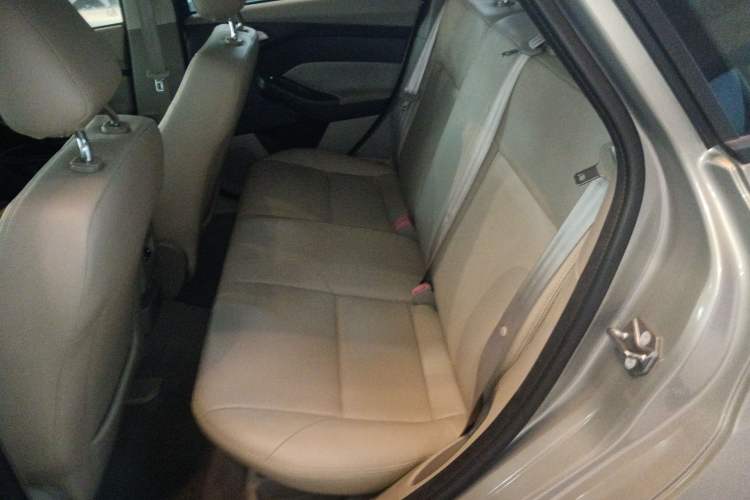 Used Ford Focus 2015 Sedan 1.6L Automatic Comfort Model
