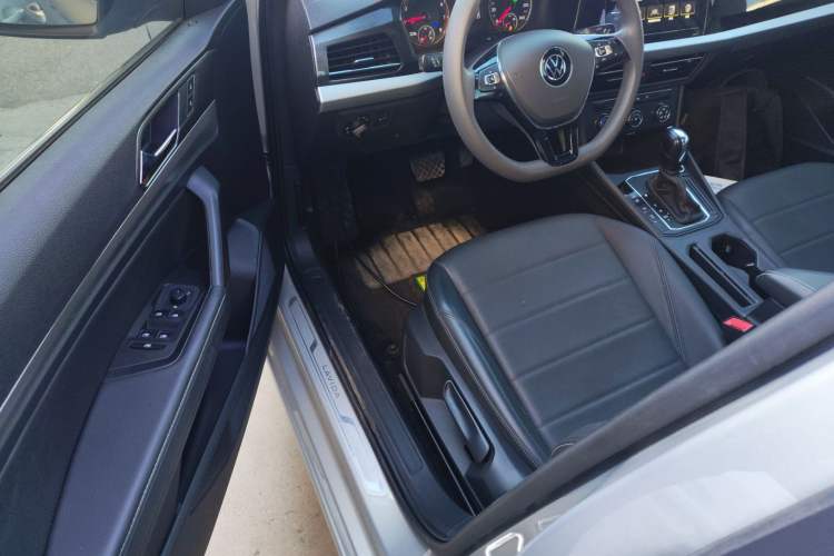 Used Volkswagen Lavida 2021 1.5L Automatic Comfort Edition
