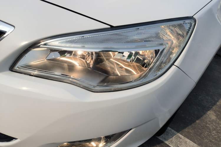 Used Buick GT 2014 XT 1.6L Automatic Fashion Edition
