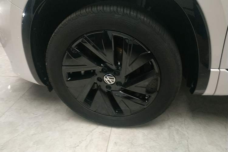 Used Volkswagen Tayron 2023 Revised Version 380TSI All-Wheel Drive R-Line High-Energy Edition
