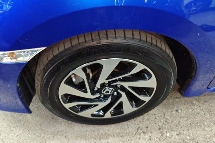 Used Honda Civic 2016 220TURBO CVT Luxury Edition
