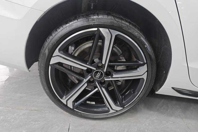 Used Audi A4L 2024 40 TFSI Luxury Dynamic Edition