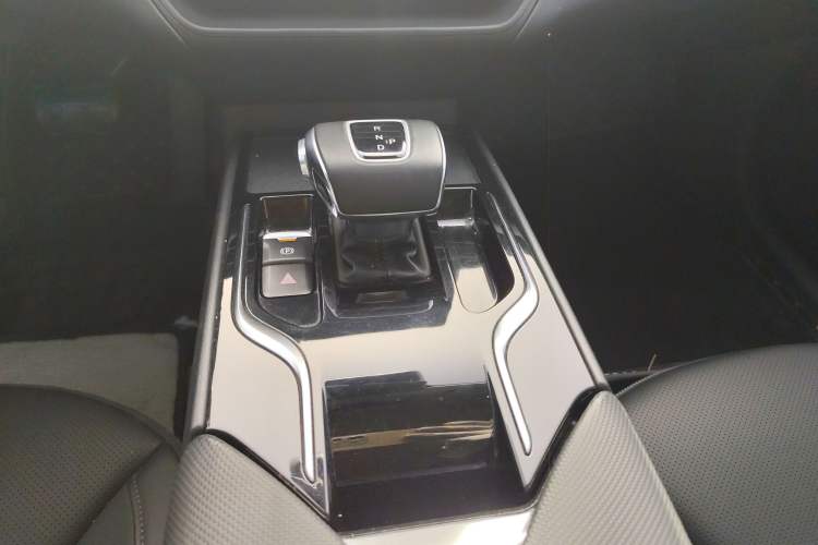 Used Hongqi E-QM5 2023 Revised Version Basic Travel Edition
