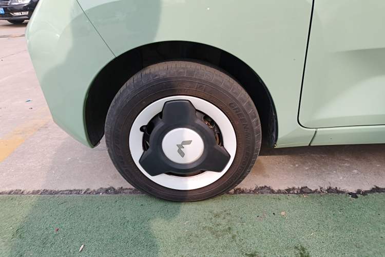 Used Wuling Hongguang MINIEV 2021 Macaron Fashion Model Lithium Iron Phosphate