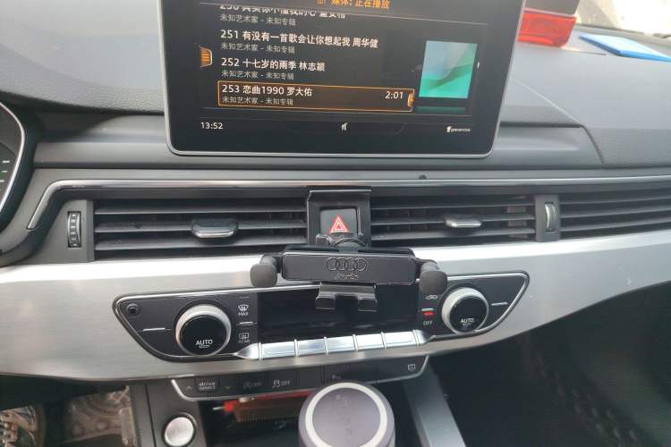 Used Audi A4L 2018 30th Anniversary Edition 40 TFSI Fashion Model