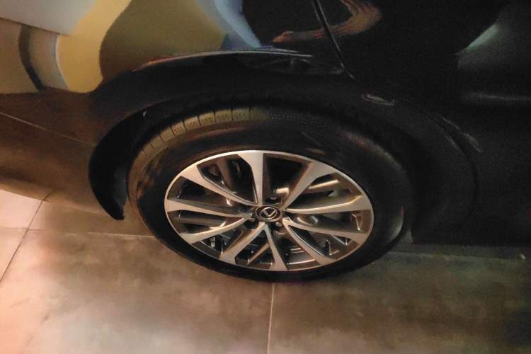 Used Lexus ES 2022 200 Excellence Edition