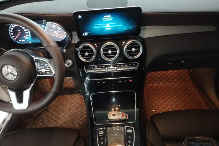 Used Mercedes-Benz GLC 2022 Second Facelift GLC 260 L 4MATIC Dynamic Edition