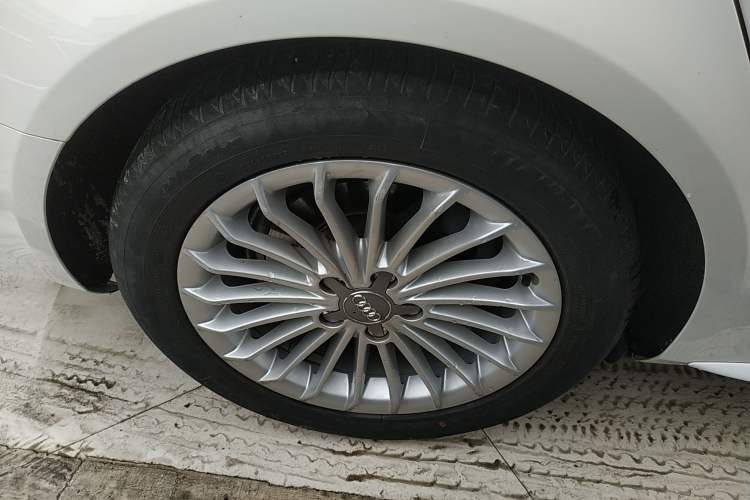 Used Audi A4L 2015 35 TFSI Automatic Comfort Model
