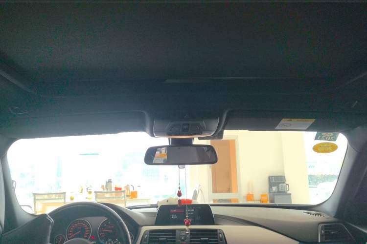 Used BMW 3 Series 2018 320i M Sport Package
