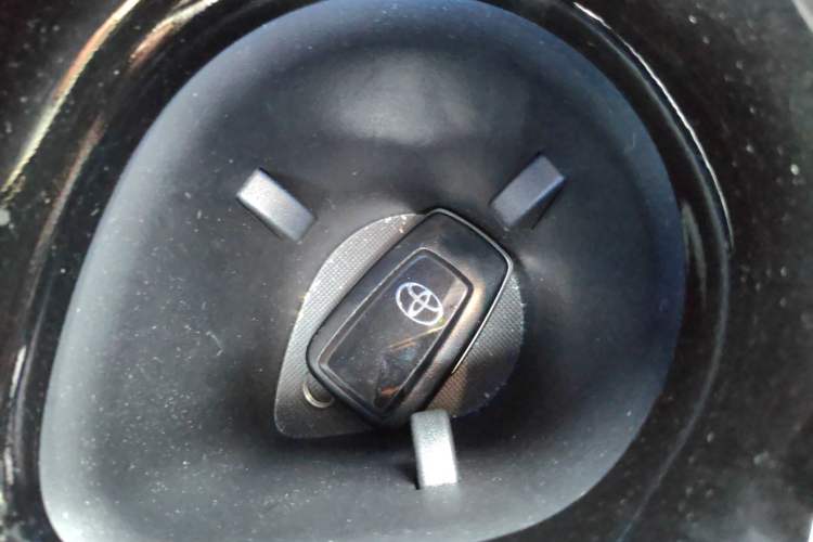 Used Toyota C-HR 2021 2.0L Luxury Edition
