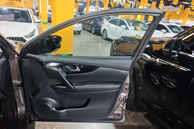 Used Nissan Qashqai 2019 2.0L CVT Smart Enjoyment Version
