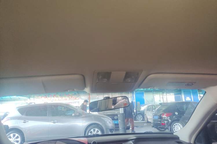 Used Dongfeng Aeolus A60 2014 1.6L Automatic Luxury Model