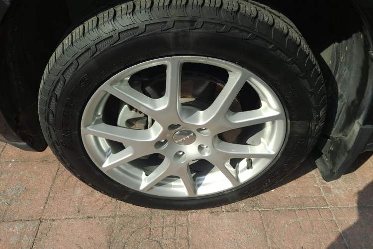 Used Dodge Journey 2013 2.4L Two-Wheel Drive Luxury Version