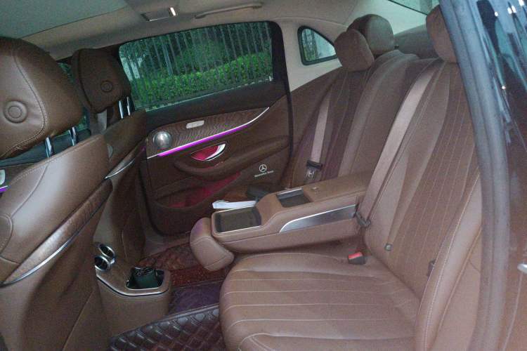 Used Mercedes-Benz E-Class 2022 Revised Version E 300 L Fashion Edition
