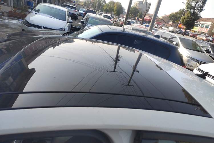 Used Volkswagen Lamando 2019 230TSI DSG Fashion Edition China VI
