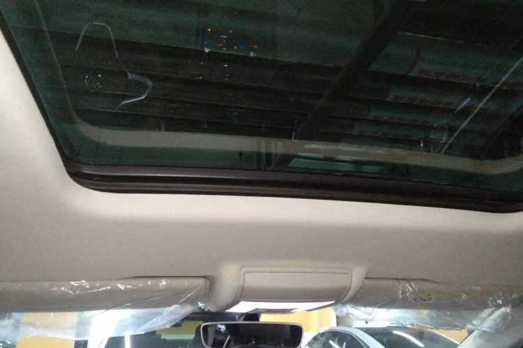 Used Volkswagen Viloran 2020 330TSI Luxury Edition