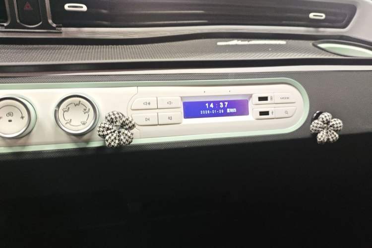 Used Wuling Hongguang MINIEV 2022 Macaron Premium Model – Lithium Iron Phosphate