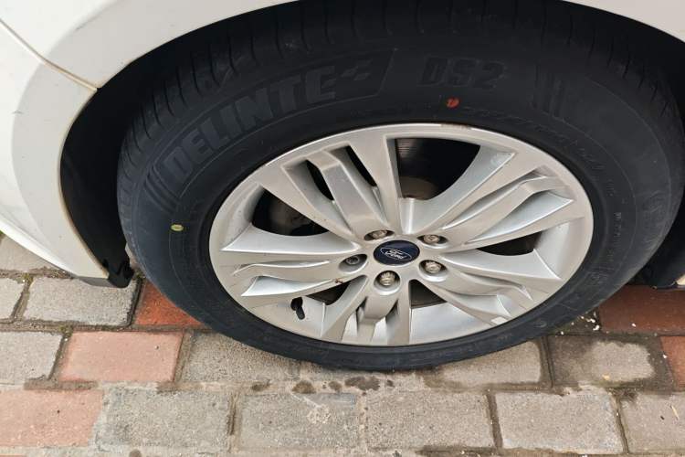 Used Ford Focus 2012 Sedan 1.6L Automatic Comfort Model