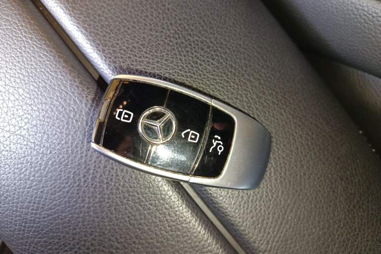 Used Mercedes-Benz E-Class 2017 E 200 Sport 4MATIC

