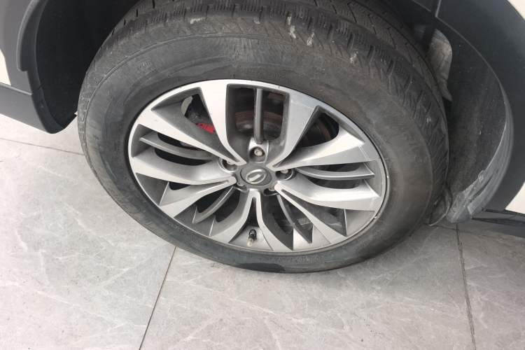 Used GAC Trumpchi GS8 2017 320T Two-Wheel Drive Luxury Smart Connectivity Version (7 Seats)