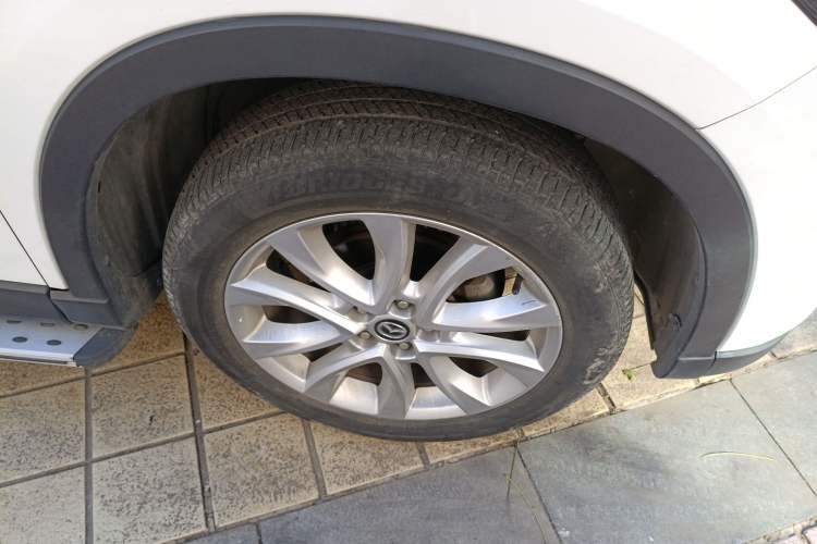 Used Mazda CX-5 2013 2.5L Automatic 4x4 Luxury Version
