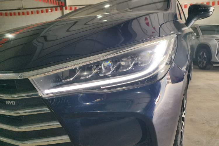 Used BYD Song MAX 2017 1.5T Automatic Smart Connect Elite 7-Seater
