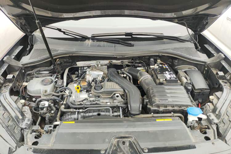 Used Volkswagen Tayron 2024 300TSI Two-Wheel-Drive Luxury Plus Advanced Version
