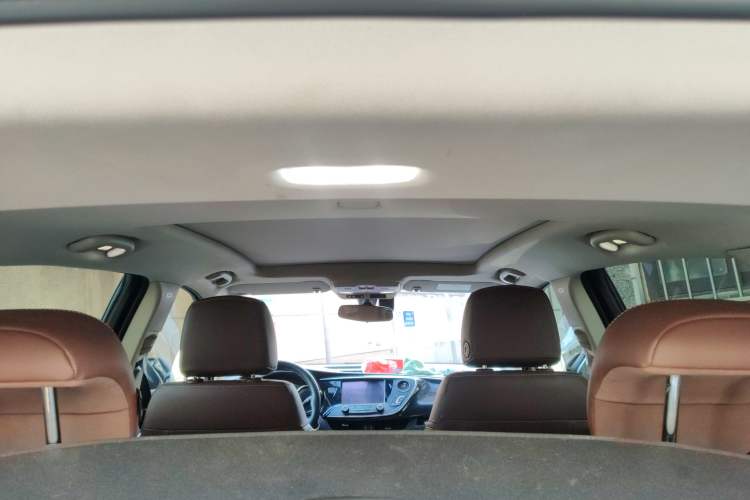 Used Buick Envision 2019 20T Two-Wheel Drive Luxury Version China V Standard
