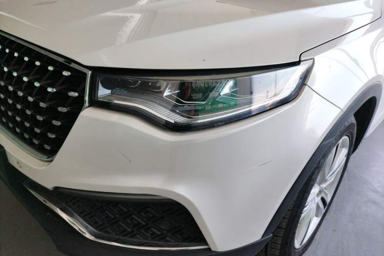 Used Zotye T700 2017 1.8T Dual-Clutch Luxury Model
