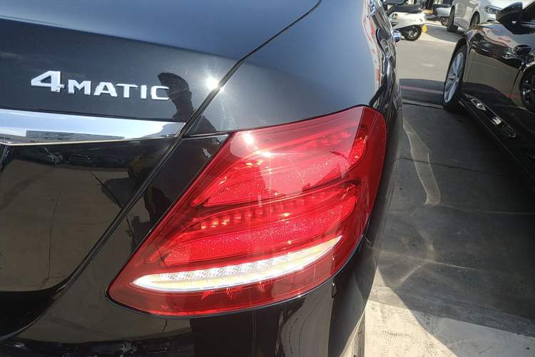 Used Mercedes-Benz E-Class 2018 Facelift E 200 L Sport 4MATIC